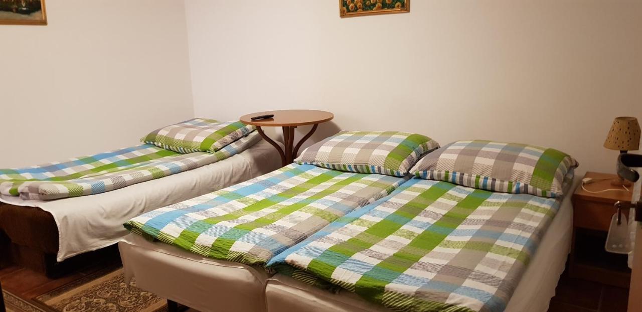 Wynajem Pokoi Hotel Колобжег Екстериор снимка